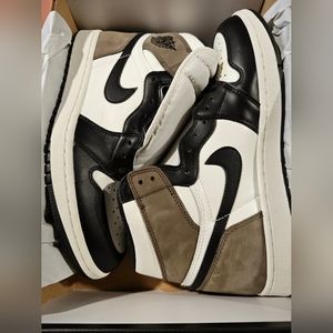Jordan 1 dark mocha